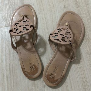 Size 9 Tory Sandals